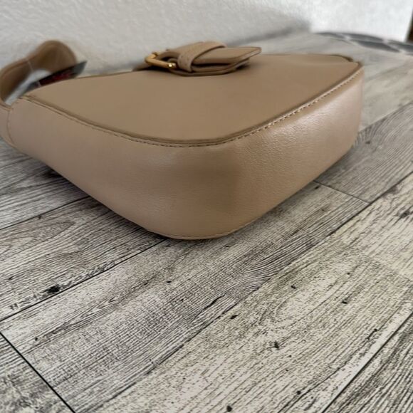 Olivia Miller Gabriella Small Shoulder Bag NWT - Picture 4 of 7